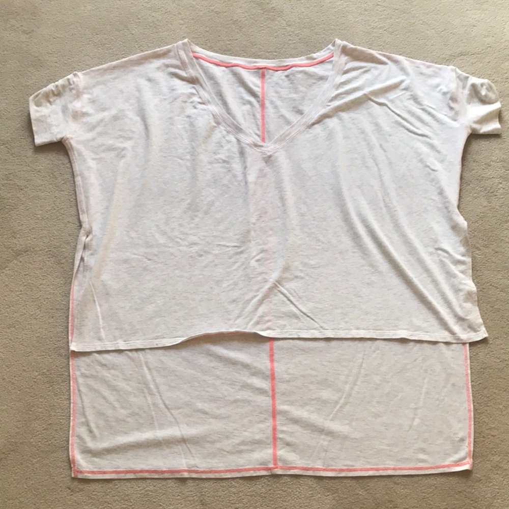 Lululemon tee
